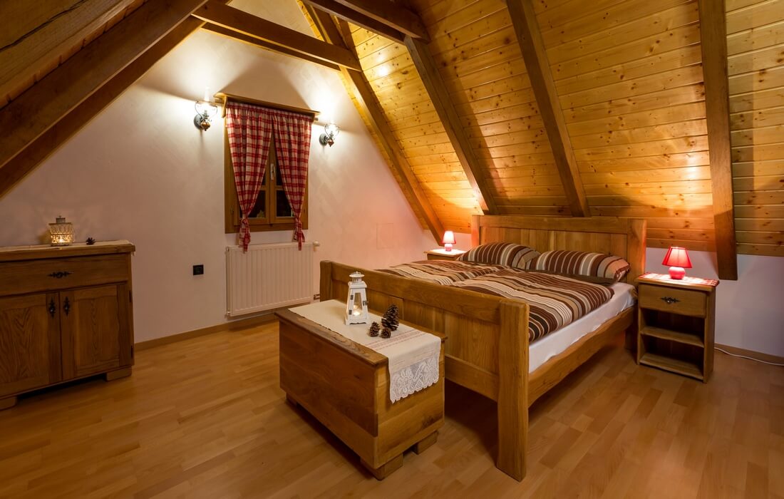 Bedroom with wood panelling, Holiday House Trpuci, Zagreb